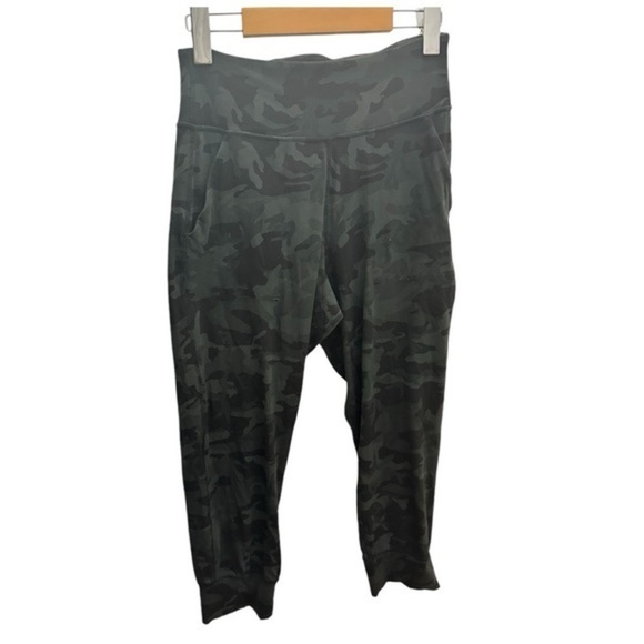 Align Jogger Camo - Picture 1 of 5